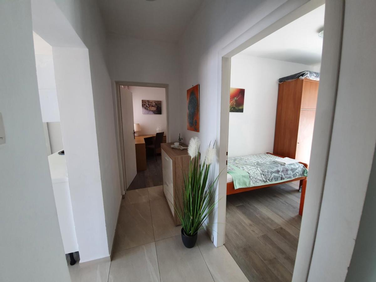 Apartments Dora วานตาชิชี ภายนอก รูปภาพ