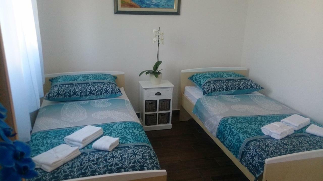 Apartments Dora วานตาชิชี ภายนอก รูปภาพ